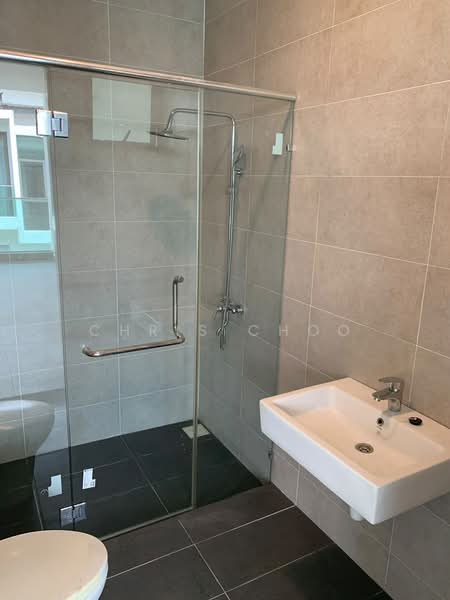 Rumah Teres 2.5 Tingkat untuk Disewa di Bandar Nusaputra (Puchong) - Chris Choo - Bathroom - PropertyGuru.com.my