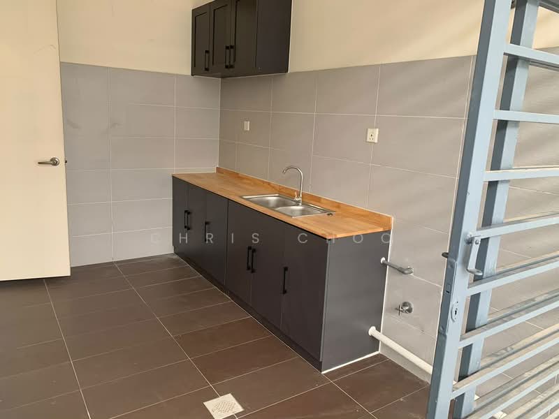 Rumah Teres 2.5 Tingkat untuk Disewa di Bandar Nusaputra (Puchong) - Chris Choo - Kitchen - PropertyGuru.com.my