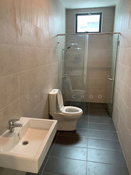Rumah Teres 2.5 Tingkat untuk Disewa di Bandar Nusaputra (Puchong) - Chris Choo - Bathroom - PropertyGuru.com.my