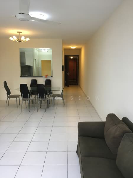 Kondominium untuk Dijual di The Tamarind - Wing Seow - Living Room - PropertyGuru.com.my