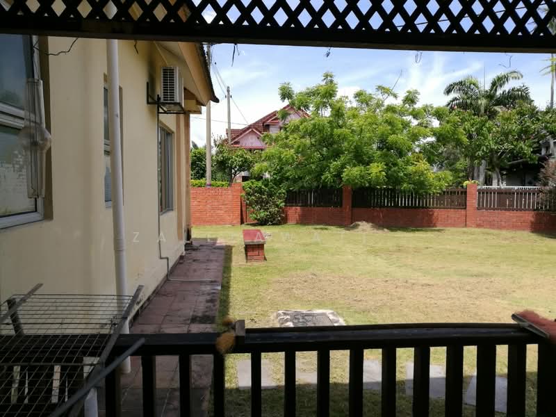 Bungalow for Sale in Pantai Sepang Putra (Sepang) - Zalelawati . - Exterior - PropertyGuru.com.my