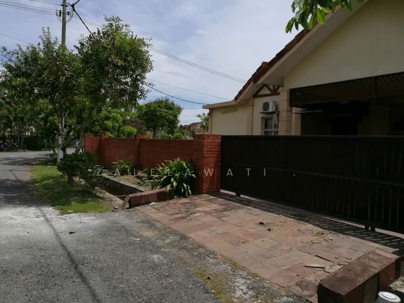 Bungalow for Sale in Pantai Sepang Putra (Sepang) - Zalelawati . - Exterior - PropertyGuru.com.my