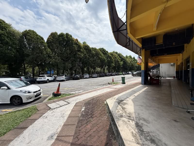 Shop / Office for Rent in Putra Heights (Subang Jaya) - Chez Wong - Exterior - PropertyGuru.com.my