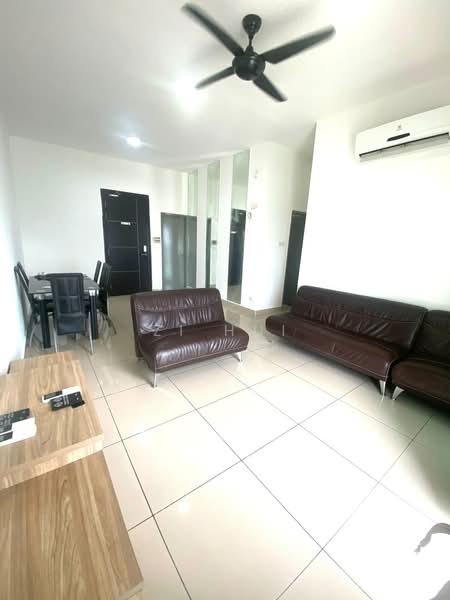 Servis Apartment untuk Disewa di D'Summit Residences - Zi Hui - Living Room - PropertyGuru.com.my