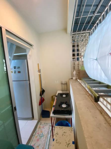 Pangsapuri untuk Disewa di University Place (Plaza Ivory) - Hoy Meng - Kitchen - PropertyGuru.com.my