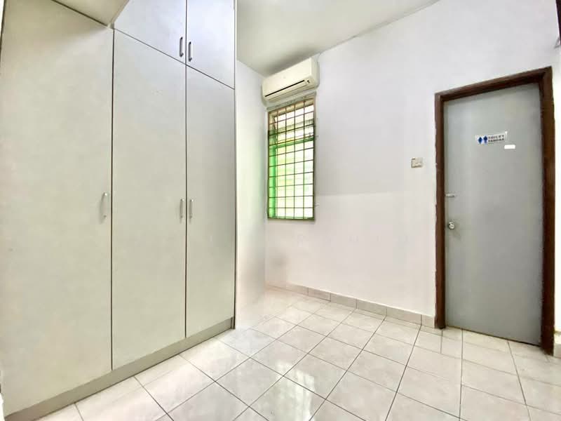 2-storey Terraced House for Sale in Bandar Seri Putra (Bangi) - Azli Ibrahim - Interior - PropertyGuru.com.my