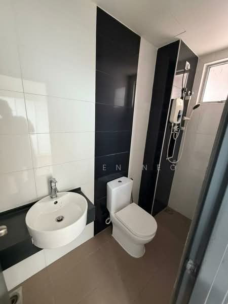 Servis Apartment untuk Dijual di Vida Heights - Jayden Neo - Bathroom - PropertyGuru.com.my