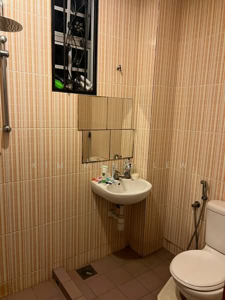 Rumah Teres 2 Tingkat untuk Dijual di Taman Bukit Maluri (Kepong) - Kim Meng Lew - Bathroom - PropertyGuru.com.my