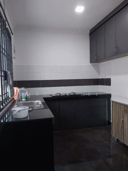 1-storey Terraced House for Sale in Taman Flora Heights (Pasir Gudang) - Maggie Lee - Kitchen - PropertyGuru.com.my