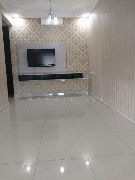1-storey Terraced House for Sale in Taman Flora Heights (Pasir Gudang) - Maggie Lee - Living Room - PropertyGuru.com.my