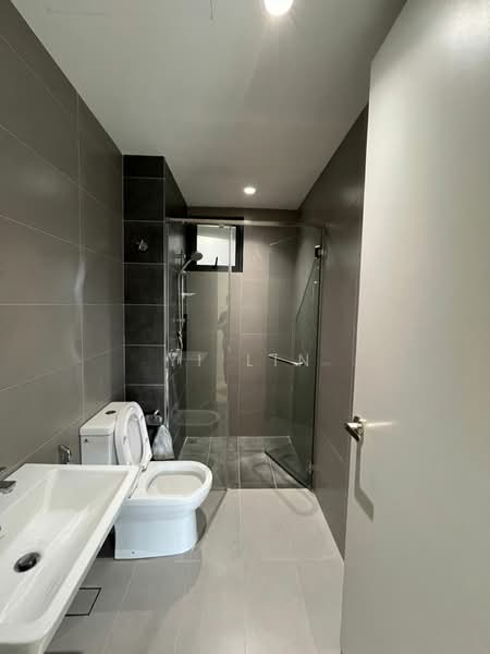 Service Residence for Rent at Sunway Belfield - Yi Lin - Bathroom - PropertyGuru.com.my