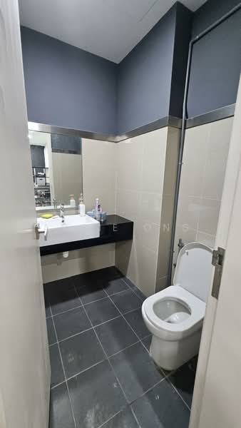 Office for Rent in Jalan Klang Lama (Old Klang Road) (Kuala Lumpur) - Angie Ong - Bathroom - PropertyGuru.com.my