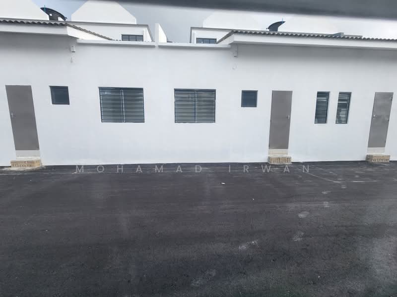 1.5-storey Terraced House for Sale in Seri Iskandar (Perak) - Mohamad Irwan - PropertyGuru.com.my