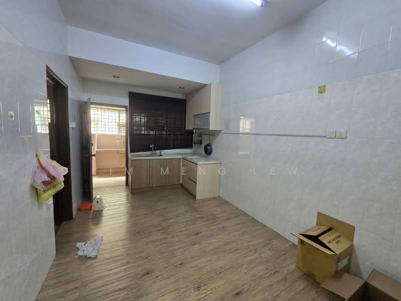2-storey Terraced House for Sale in Jinjang Utara (Jinjang) - Kim Meng Lew - Kitchen - PropertyGuru.com.my