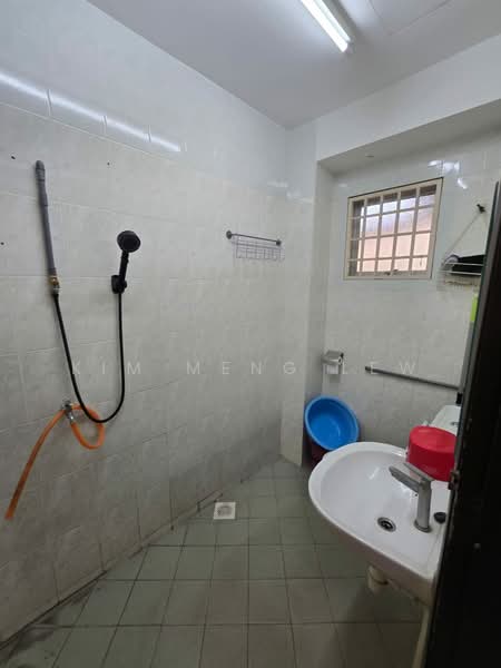 2-storey Terraced House for Sale in Jinjang Utara (Jinjang) - Kim Meng Lew - Bathroom - PropertyGuru.com.my