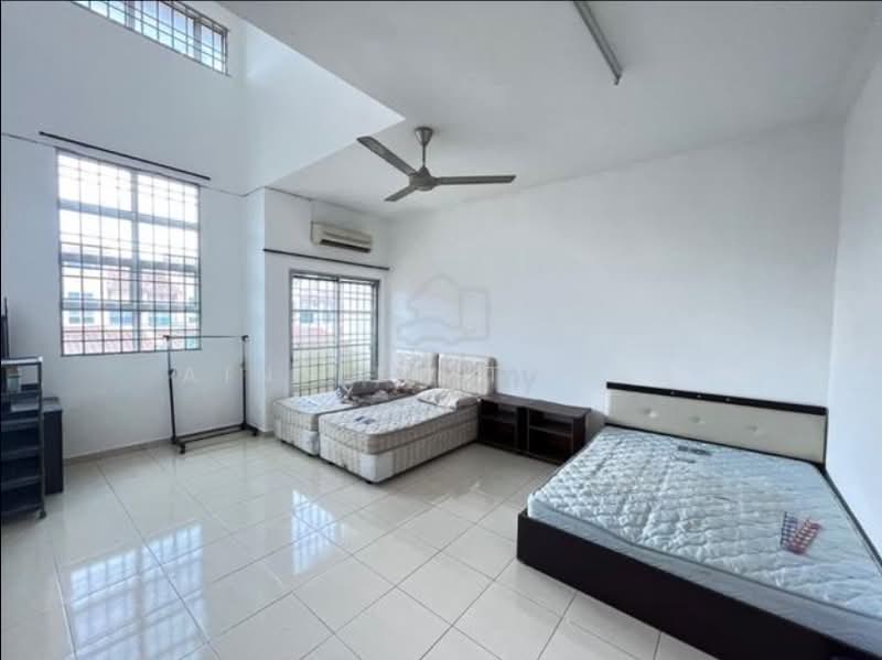 Rumah Teres 2 Tingkat untuk Dijual di Taman Jelapang Ria (Ipoh) - Ainsley Thong - Bedroom - PropertyGuru.com.my