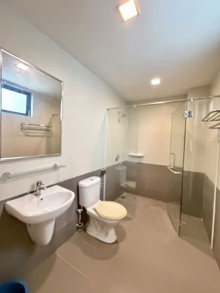 Condominium for Sale at Papillon Desahill Condominium - Adeline Teh - Bathroom - PropertyGuru.com.my