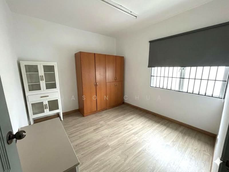 Flat for Sale at Bandar Selesa Jaya - Jason Chua - Bedroom - PropertyGuru.com.my