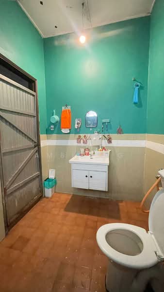 Rumah Teres 2 Tingkat untuk Dijual di Taman Sri Cheras (Cheras) - Amber Ng - Bathroom - PropertyGuru.com.my