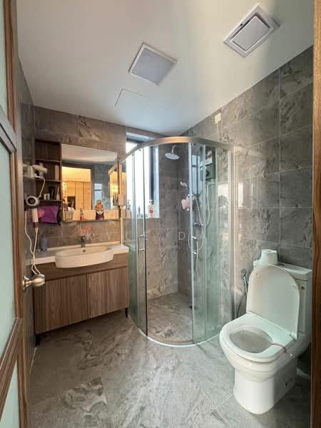Rumah Kluster untuk Disewa di Forest City (Gelang Patah) - Kyle Das - Bathroom - PropertyGuru.com.my