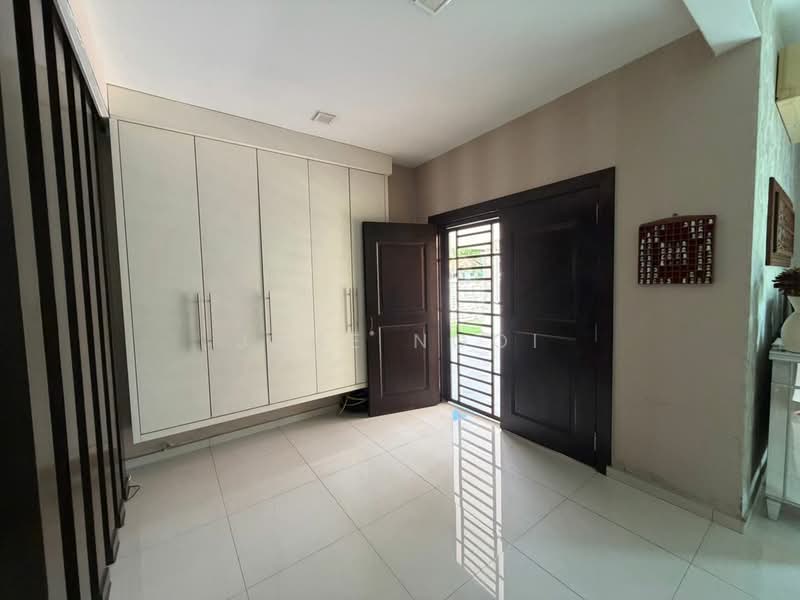 Semi-Detached House for Sale in Taman Impian Emas (Skudai) - Jane Ngoi - Entrance - PropertyGuru.com.my