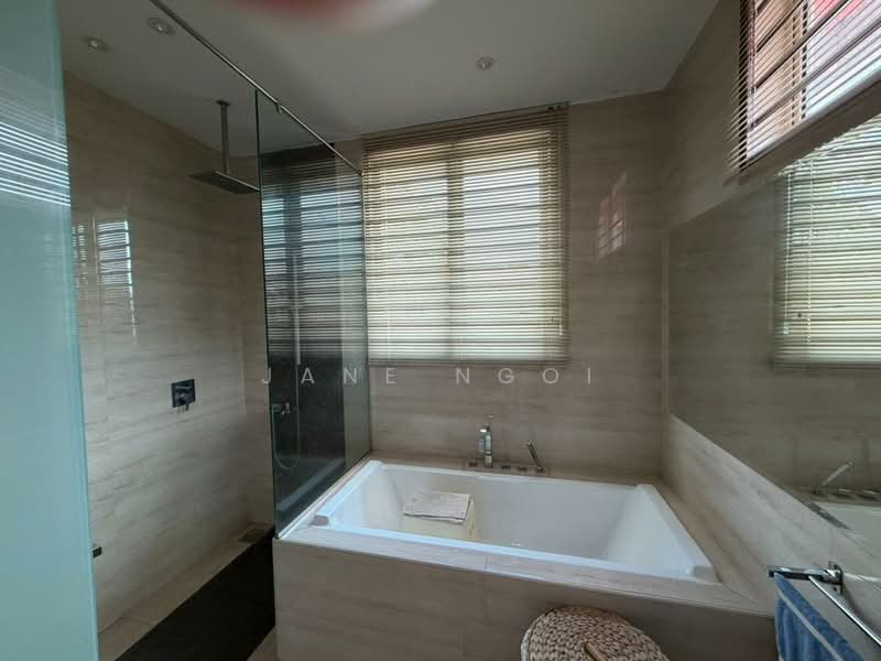 Semi-Detached House for Sale in Taman Impian Emas (Skudai) - Jane Ngoi - Bathroom - PropertyGuru.com.my