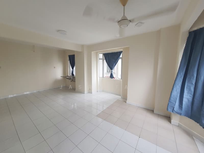 Kondominium untuk Disewa di Bukit OUG Condominiums - Jason Tan - Living Room - PropertyGuru.com.my