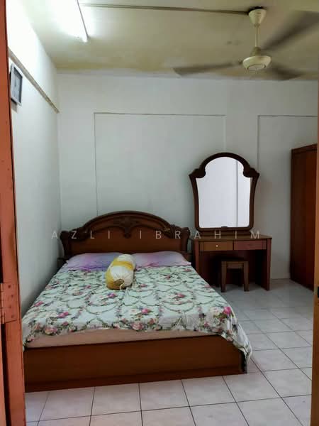 Kondominium untuk Dijual di Anjung Villa - Azli Ibrahim - Bedroom - PropertyGuru.com.my