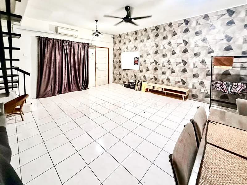 2-storey Terraced House for Sale in Seri Kembangan (Selangor) - Nor Azdlin Adnan - PropertyGuru.com.my