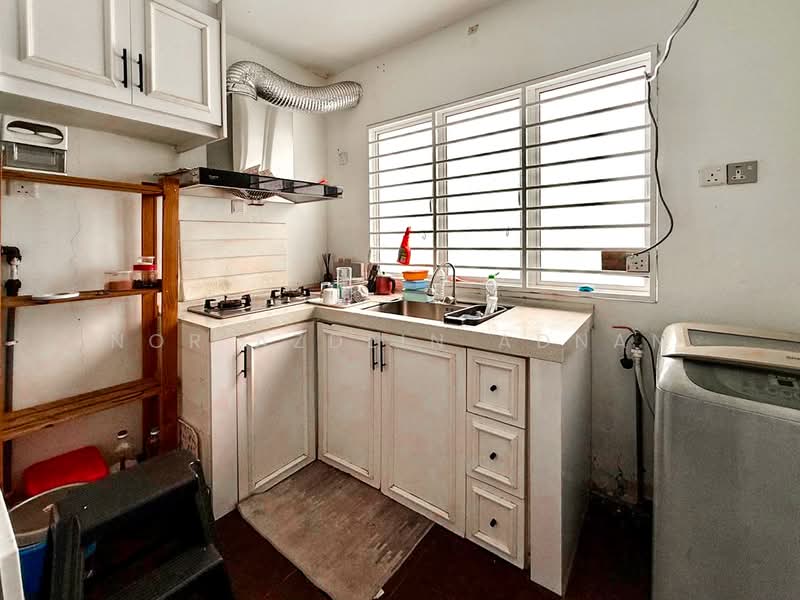 2-storey Terraced House for Sale in Seri Kembangan (Selangor) - Nor Azdlin Adnan - PropertyGuru.com.my