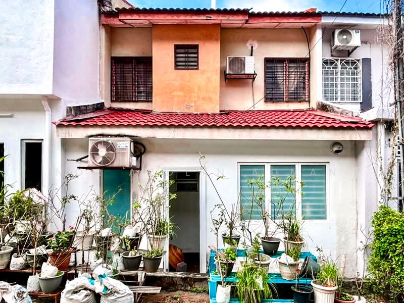 2-storey Terraced House for Sale in Seri Kembangan (Selangor) - Nor Azdlin Adnan - PropertyGuru.com.my
