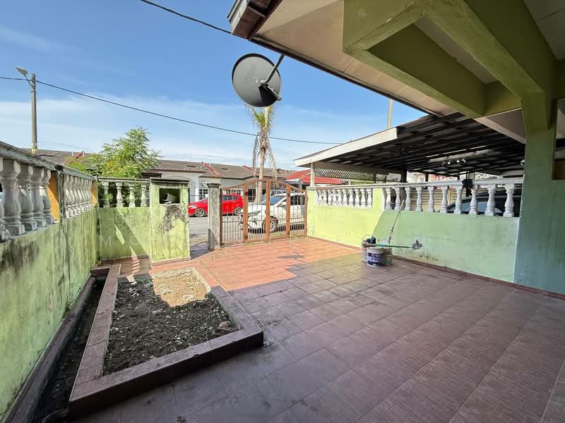 Rumah Teres untuk Dijual di Taman Desa Permai (Kapar) - Mohd Nor Fahmi - Exterior - PropertyGuru.com.my