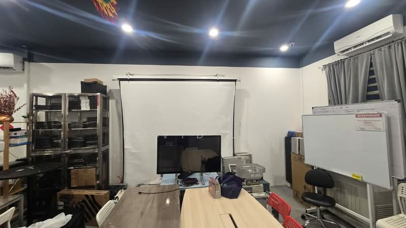 Kedai / Pejabat untuk Disewa di Bayan Baru (Penang) - David Lee - Interior - PropertyGuru.com.my