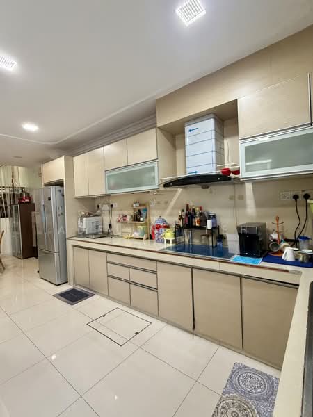 2-storey Terraced House for Sale in Taman Danau Desa (Taman Desa) - Adeline Teh - Kitchen - PropertyGuru.com.my