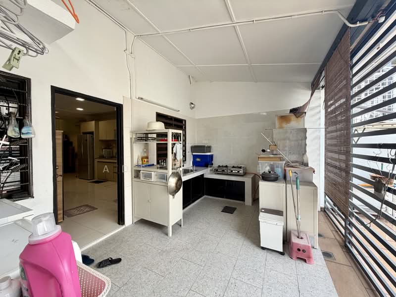 2-storey Terraced House for Sale in Taman Danau Desa (Taman Desa) - Adeline Teh - Kitchen - PropertyGuru.com.my
