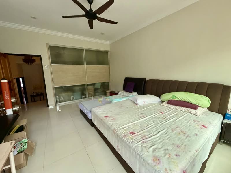 2-storey Terraced House for Sale in Taman Danau Desa (Taman Desa) - Adeline Teh - Bedroom - PropertyGuru.com.my