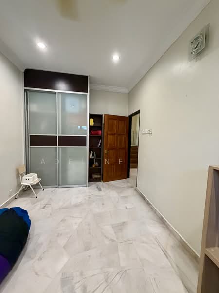 2-storey Terraced House for Sale in Taman Danau Desa (Taman Desa) - Adeline Teh - Interior - PropertyGuru.com.my