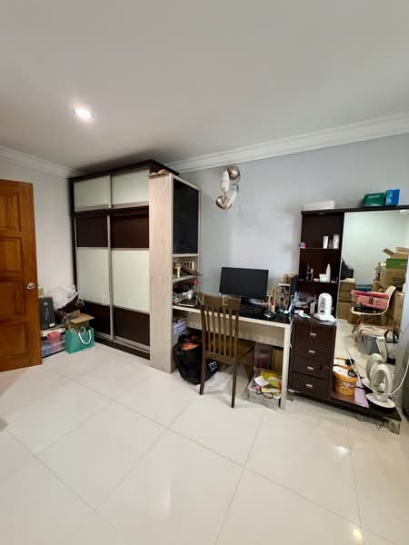 2-storey Terraced House for Sale in Taman Danau Desa (Taman Desa) - Adeline Teh - Study - PropertyGuru.com.my