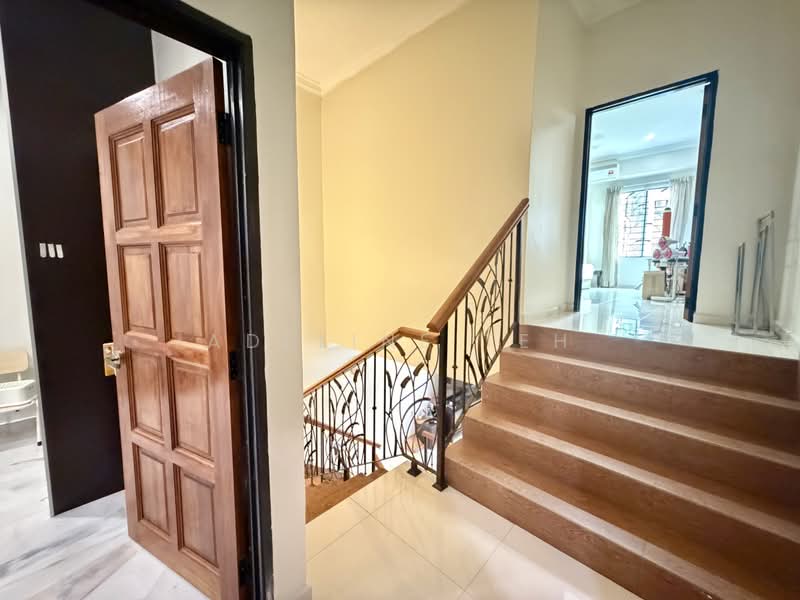 2-storey Terraced House for Sale in Taman Danau Desa (Taman Desa) - Adeline Teh - Entrance - PropertyGuru.com.my