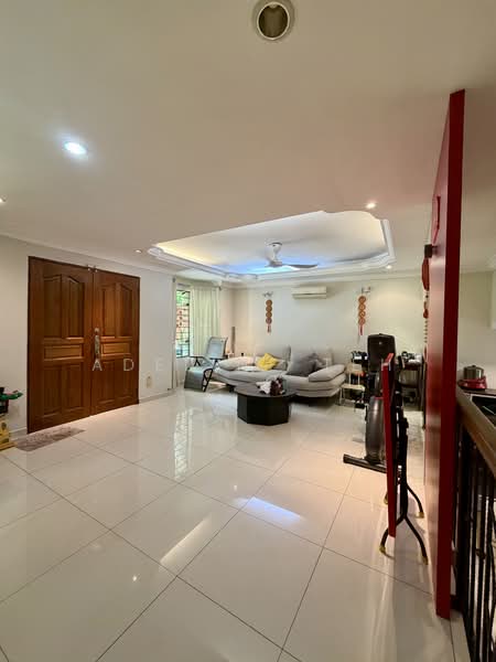 2-storey Terraced House for Sale in Taman Danau Desa (Taman Desa) - Adeline Teh - Living Room - PropertyGuru.com.my