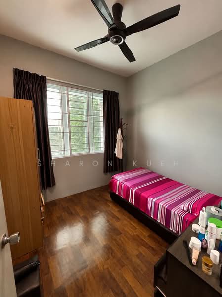 2-storey Terraced House for Sale in Tabuan Desa (Kuching) - Sharon Kueh - Bedroom - PropertyGuru.com.my