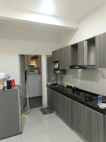 Servis Apartment untuk Disewa di Savanna Executive Suite @ Southville City - Kew . - Kitchen - PropertyGuru.com.my