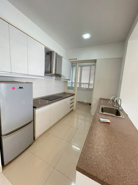 Condominium for Sale at 3 Residen @ Melawati - Azli Ibrahim - Kitchen - PropertyGuru.com.my