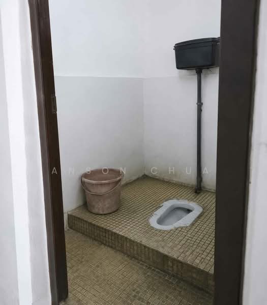 Kilang untuk Disewa di Taman Universiti (Skudai) - Anson Chua - Bathroom - PropertyGuru.com.my
