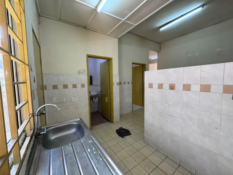 Rumah Teres 2 Tingkat untuk Dijual di Taman Usahawan (Kepong) - Kim Meng Lew - Kitchen - PropertyGuru.com.my