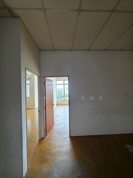 Shop / Office for Rent in Taman Daya (Johor Bahru) - Claira Ong - Interior - PropertyGuru.com.my