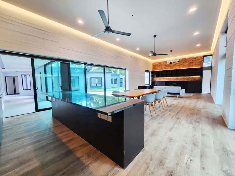 Bungalow for Sale in Leisure Farm (Gelang Patah) - Heston Lai - Living Room - PropertyGuru.com.my