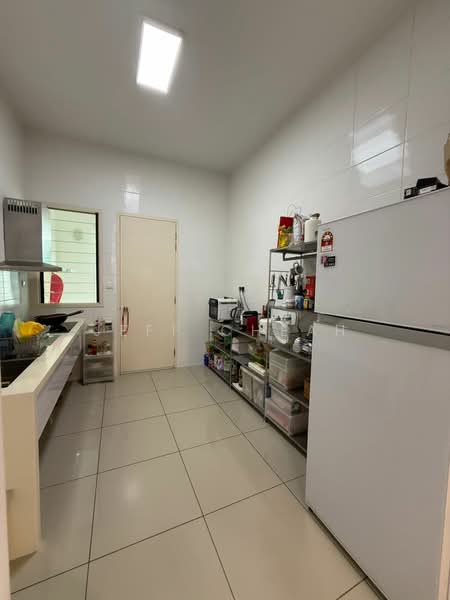 Rumah Teres 2 Tingkat untuk Dijual di Eco Majestic (Semenyih) - Jeff Cheah - Kitchen - PropertyGuru.com.my