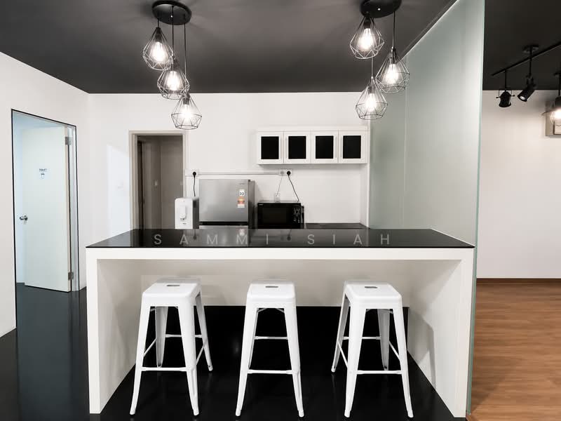 Kedai / Pejabat untuk Dijual di Ara Damansara (Selangor) - Sammi Siah - Pantry - PropertyGuru.com.my