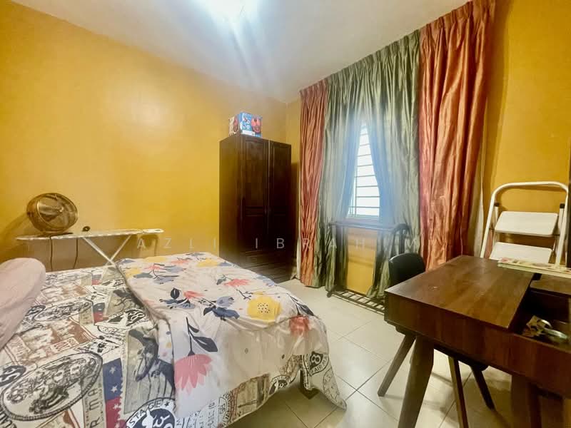 Condominium for Sale at Platinum Lake PV 12 - Azli Ibrahim - Bedroom - PropertyGuru.com.my